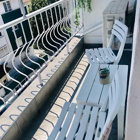 Colorful 1-bdr - Center Of By Flаt Manаger Appartamento